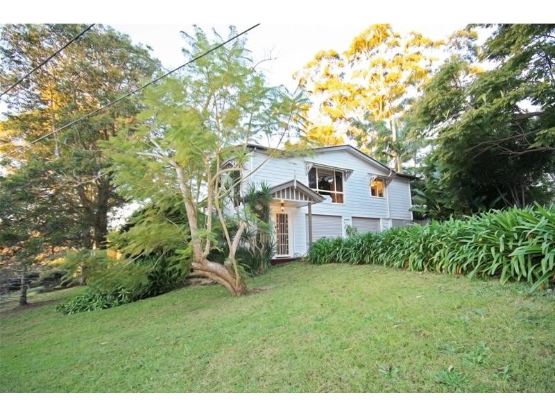 5 Teton Court, Eagle Heights QLD 4271