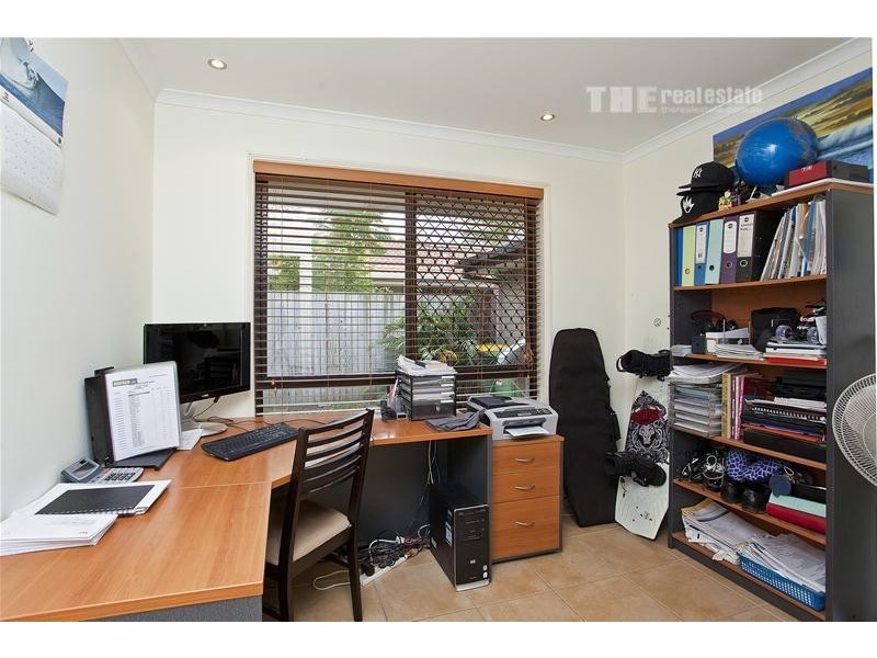 4 Casetta Court, Varsity Lakes QLD 4227