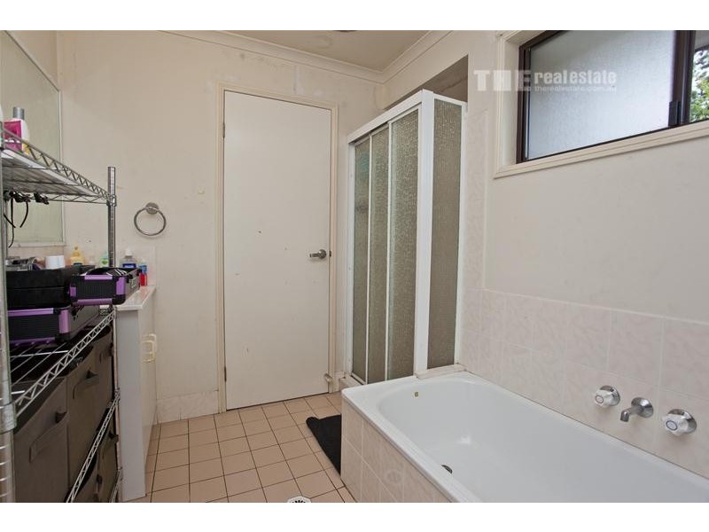 4 Casetta Court, Varsity Lakes QLD 4227