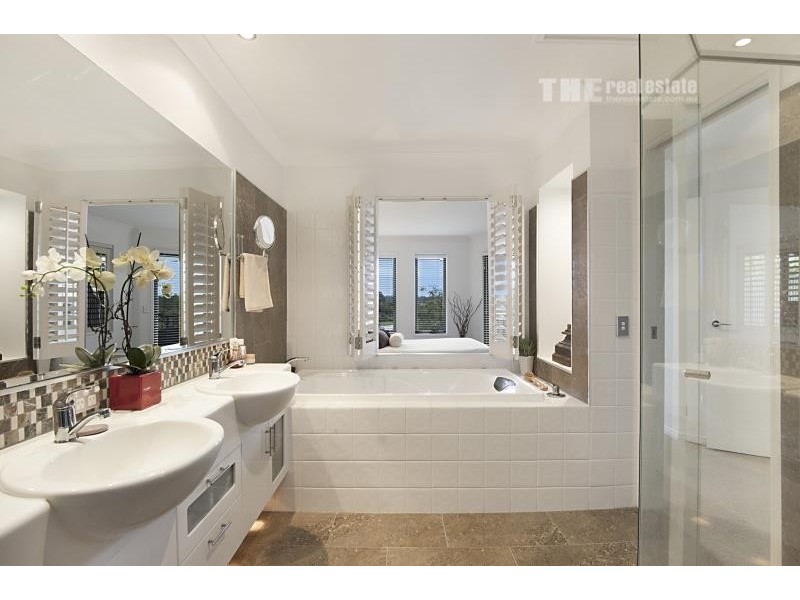 1038/1 The Cove, Carrara QLD 4211