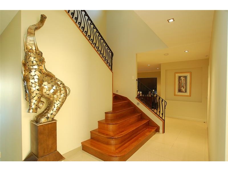 19 Southern Skies Avenue, Reedy Creek QLD 4227