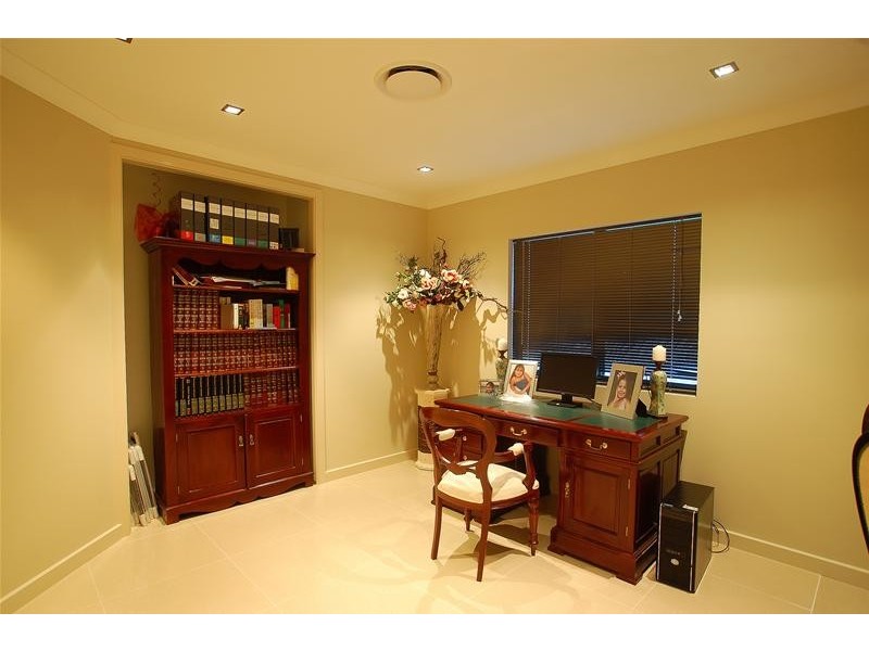 19 Southern Skies Avenue, Reedy Creek QLD 4227