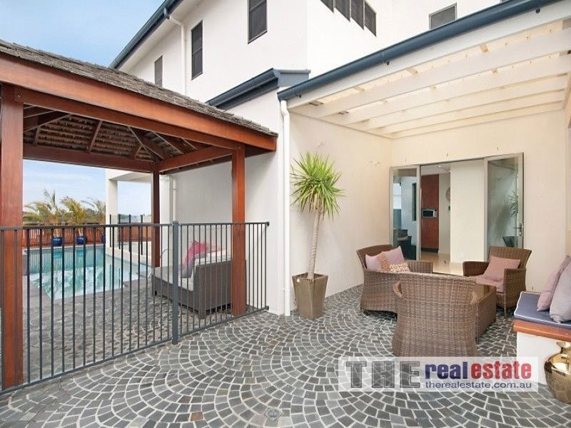 19 Southern Skies Avenue, Reedy Creek QLD 4227