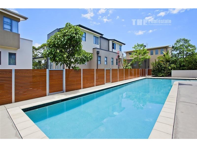 17 Great Southern Drive, Robina QLD 4226