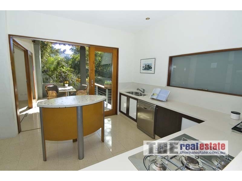 2081 Gold Coast Highway, Miami QLD 4220