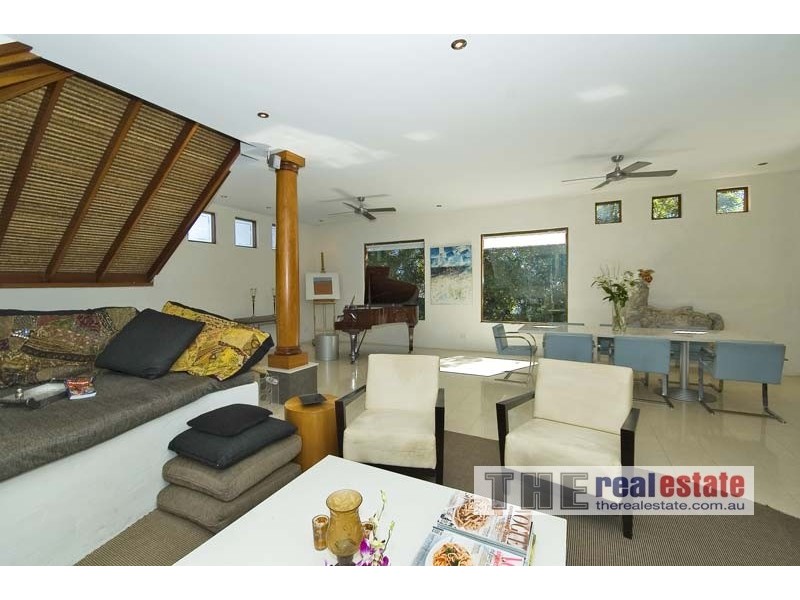 2081 Gold Coast Highway, Miami QLD 4220