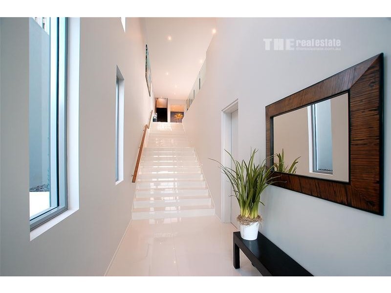 16 Koolang Crescent, Reedy Creek QLD 4227