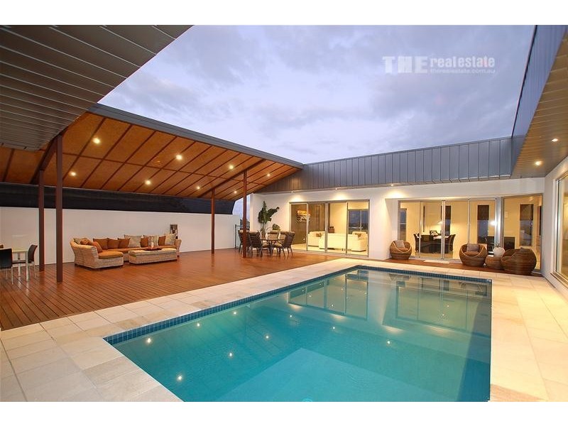 16 Koolang Crescent, Reedy Creek QLD 4227