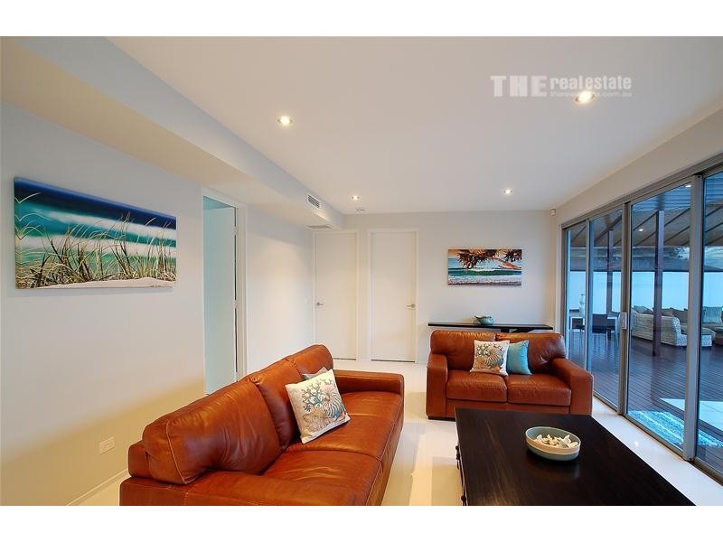 16 Koolang Crescent, Reedy Creek QLD 4227