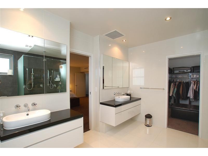 16 Koolang Crescent, Reedy Creek QLD 4227