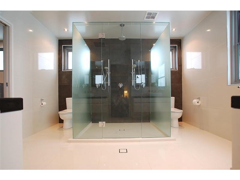 16 Koolang Crescent, Reedy Creek QLD 4227