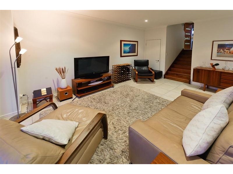 1/10 Comore Drive, Varsity Lakes QLD 4227