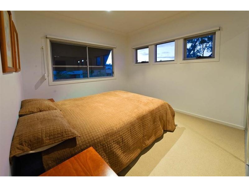 1/10 Comore Drive, Varsity Lakes QLD 4227