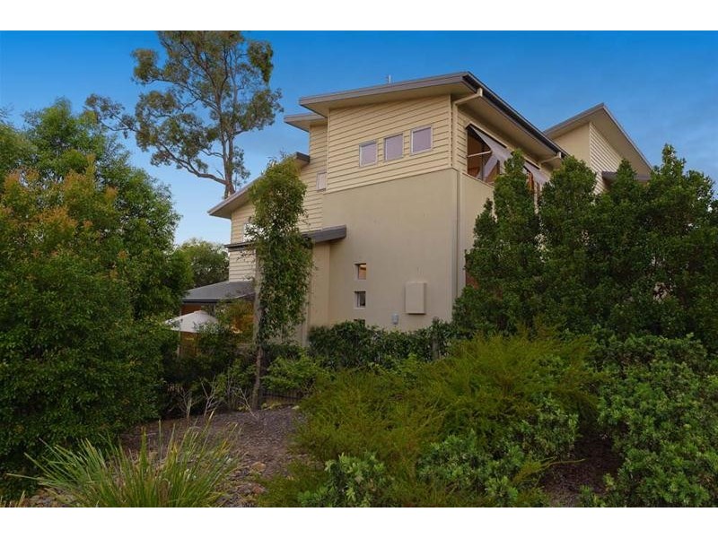 1/10 Comore Drive, Varsity Lakes QLD 4227