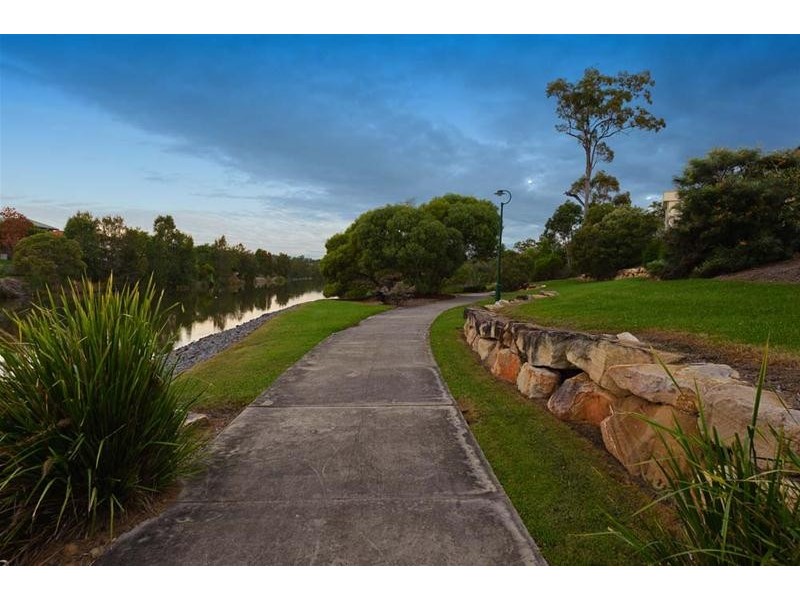 1/10 Comore Drive, Varsity Lakes QLD 4227