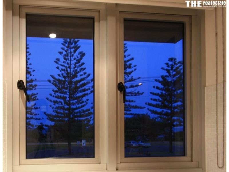 6/130 The Esplanade, Burleigh Heads QLD 4220