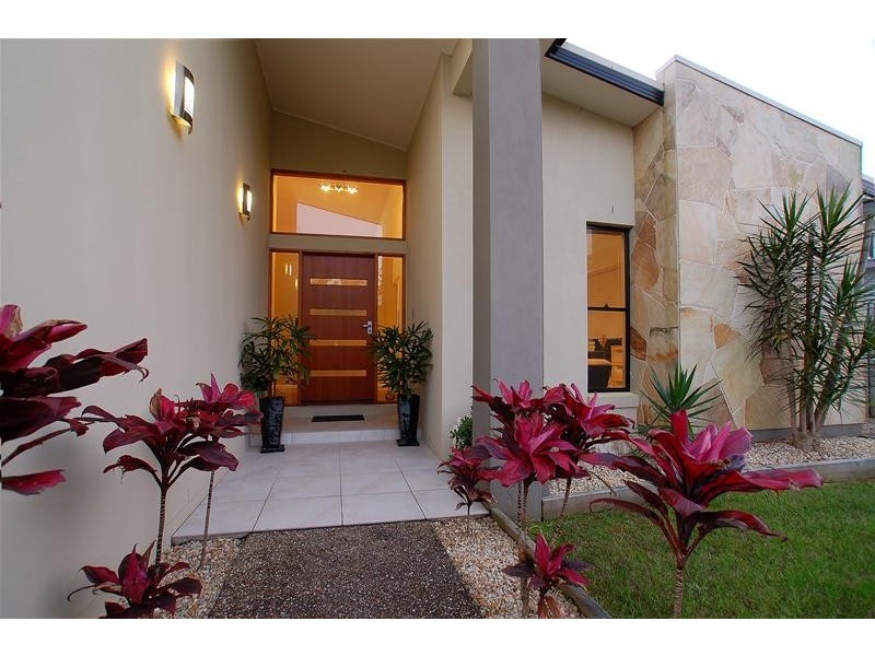 53 Observatory Drive, Reedy Creek QLD 4227