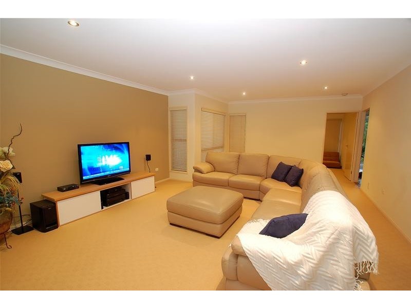 53 Observatory Drive, Reedy Creek QLD 4227