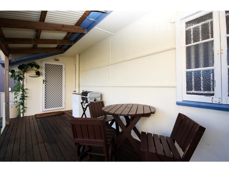 6 Christine Avenue, Burleigh Heads QLD 4220