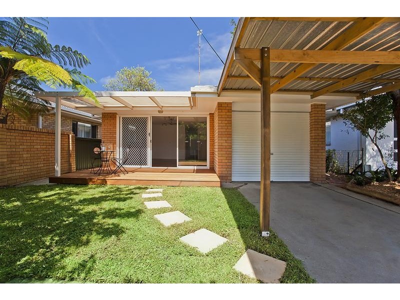 51 Nobby Parade, Miami QLD 4220