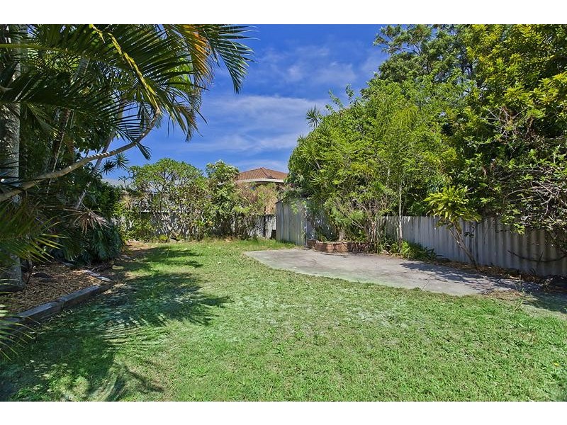 51 Nobby Parade, Miami QLD 4220