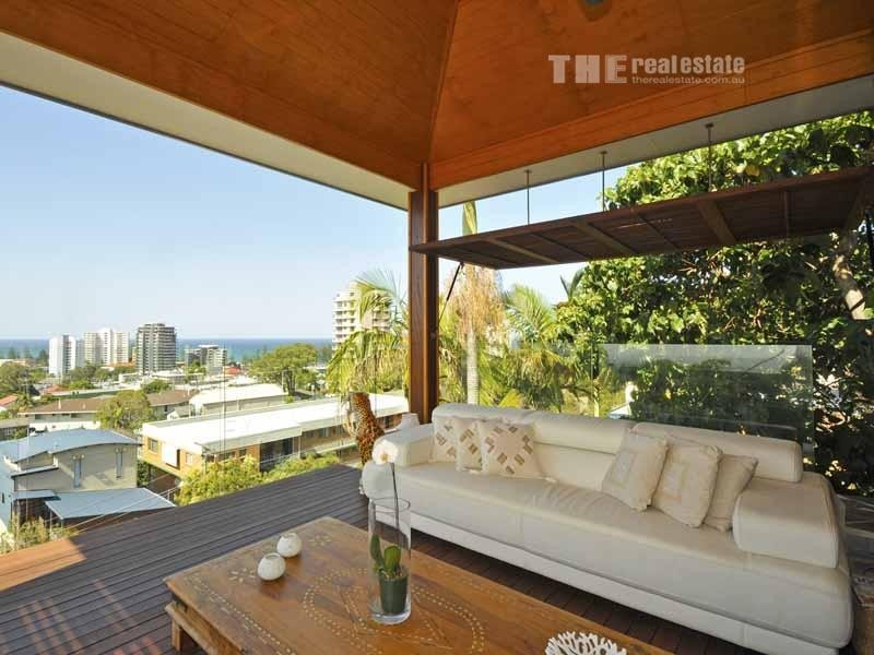 8 East Street, Burleigh Heads QLD 4220