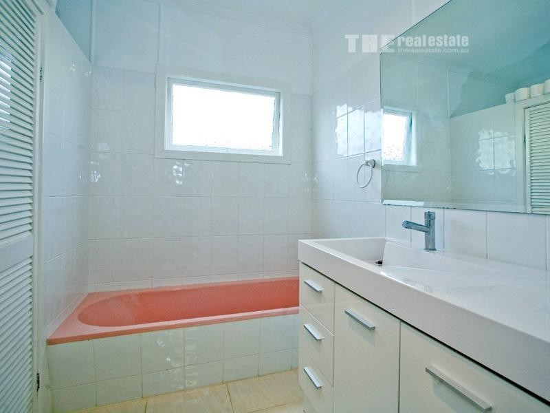 1900 Gold Coast Highway, Burleigh Heads QLD 4220