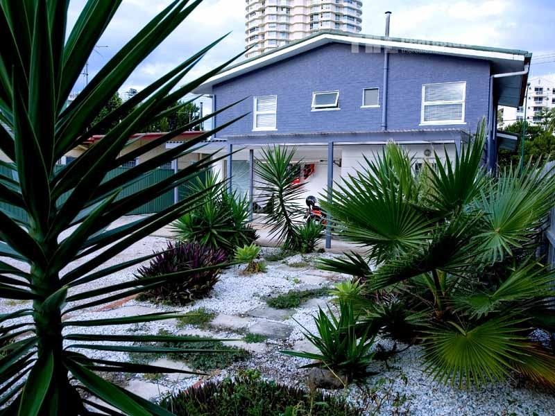 1900 Gold Coast Highway, Burleigh Heads QLD 4220