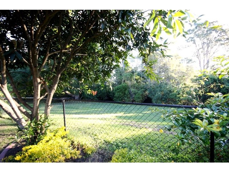 23 Cosmos Court, Elanora QLD 4221