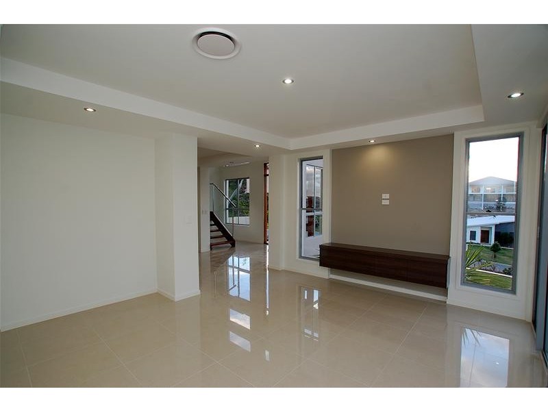 16 Laceflower  Court, Reedy Creek QLD 4227