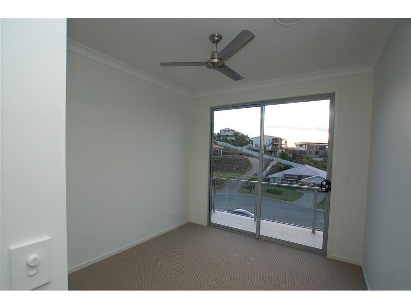 16 Laceflower  Court, Reedy Creek QLD 4227