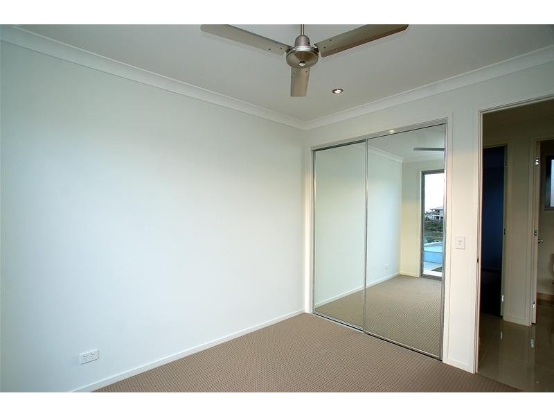 16 Laceflower  Court, Reedy Creek QLD 4227