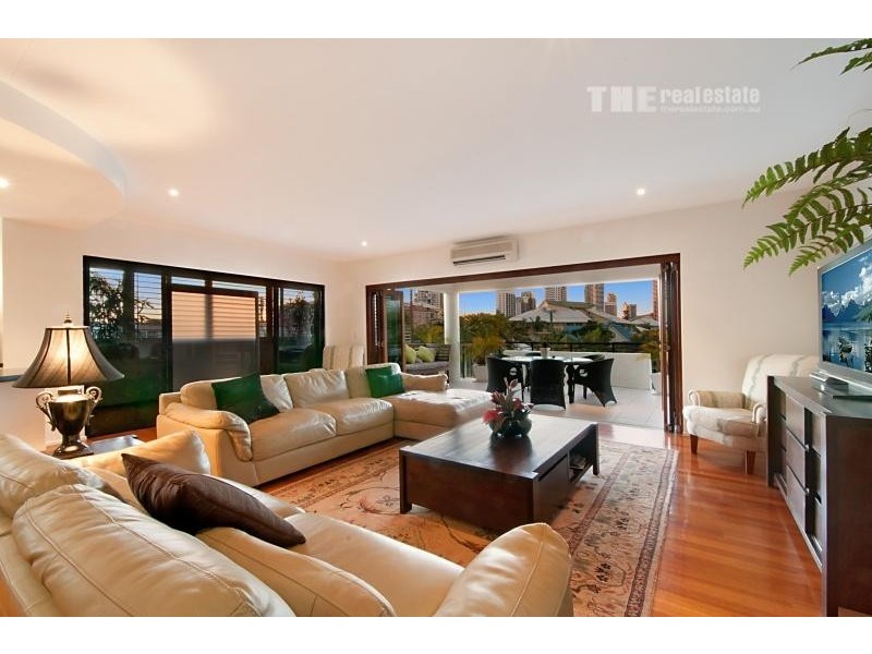 12A Peerless Avenue, Mermaid Beach QLD 4218