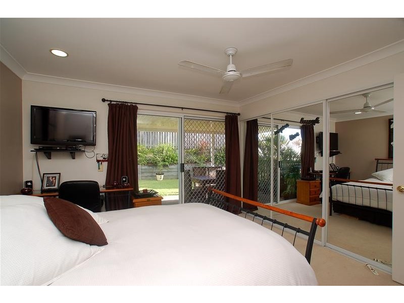 71/2 Langport Parade, Mudgeeraba QLD 4213