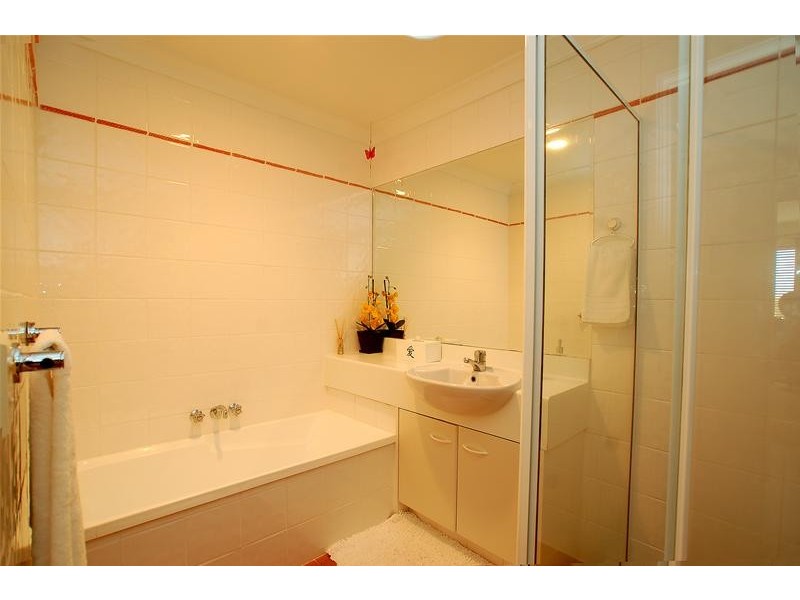 71/2 Langport Parade, Mudgeeraba QLD 4213