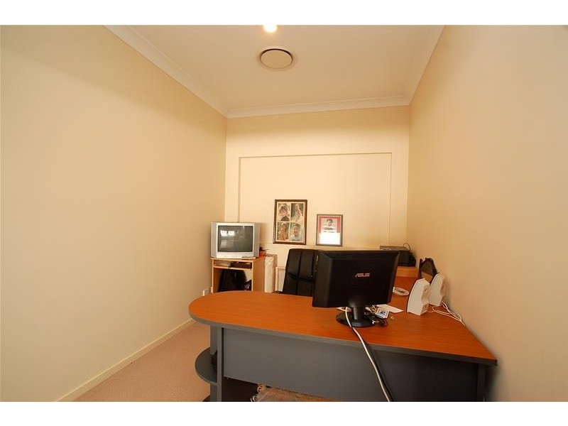 44 Heights Drive, Robina QLD 4226