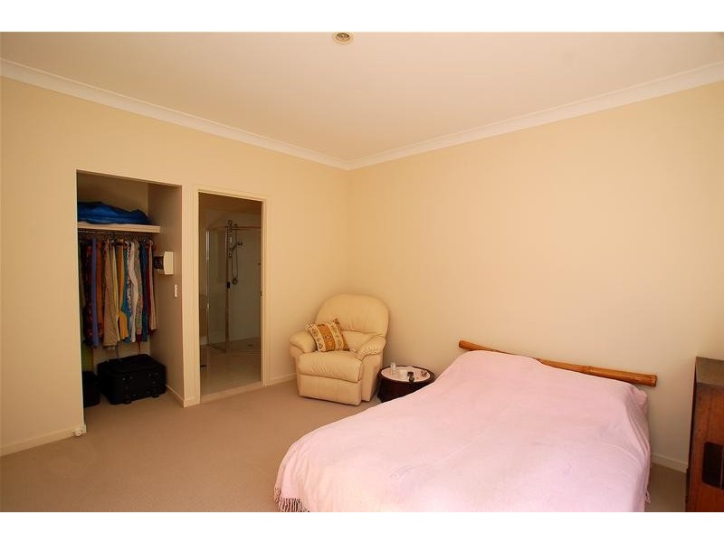 44 Heights Drive, Robina QLD 4226