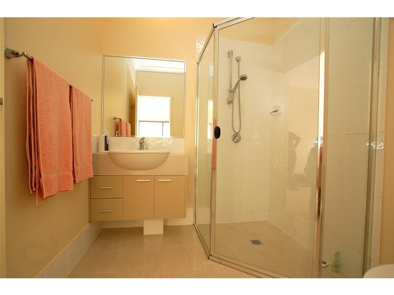 44 Heights Drive, Robina QLD 4226