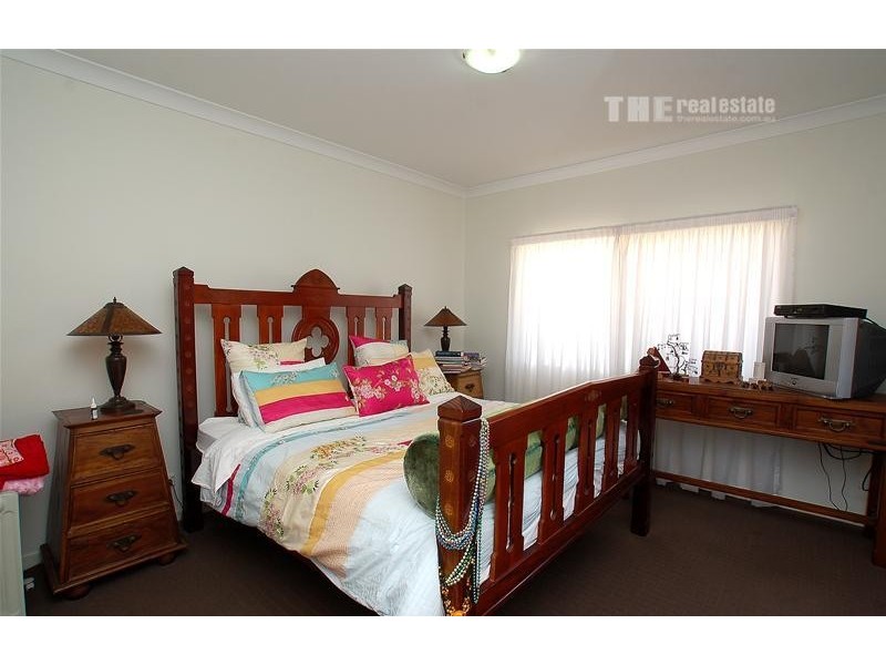 45 Heights Drive, Robina QLD 4226