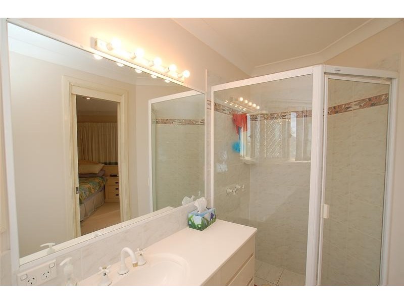 2/8 Santa Monica Road, Miami QLD 4220