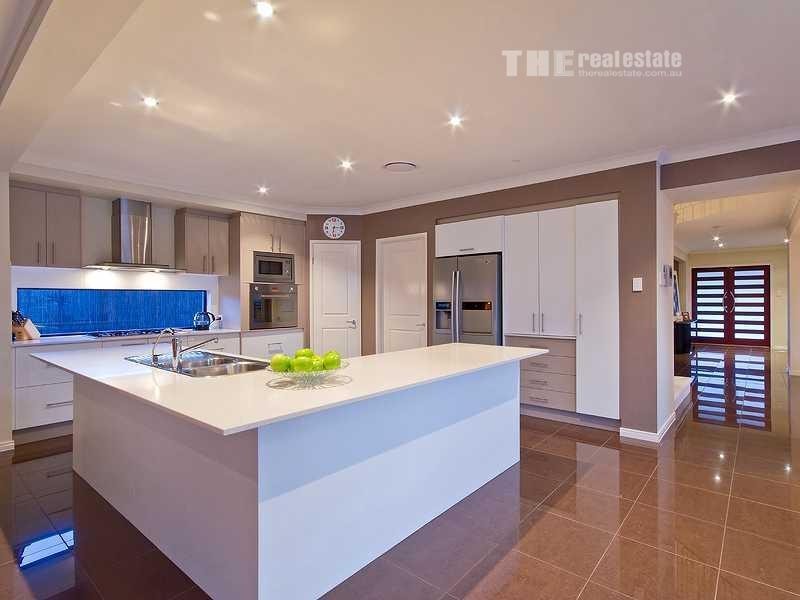 2 Stargate Court, Reedy Creek QLD 4227