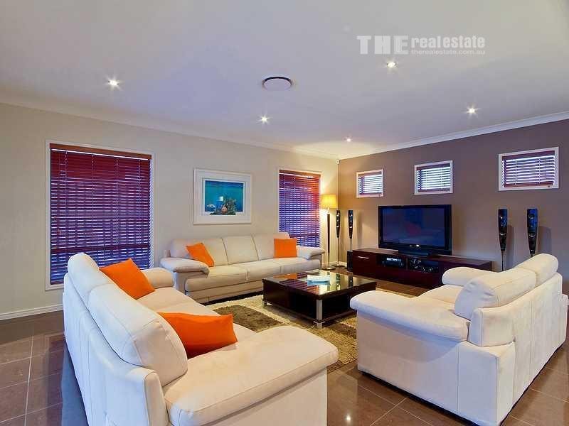 2 Stargate Court, Reedy Creek QLD 4227