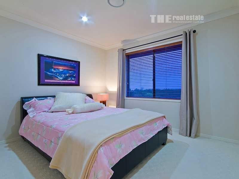 2 Stargate Court, Reedy Creek QLD 4227