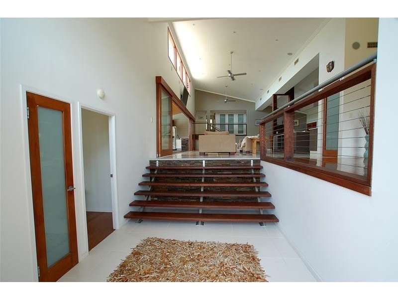 13 Molonglo Close, Reedy Creek QLD 4227