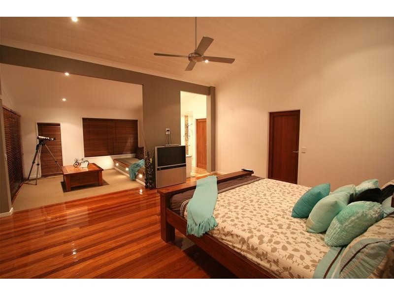 13 Molonglo Close, Reedy Creek QLD 4227