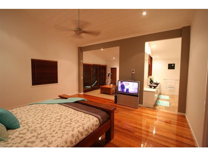 13 Molonglo Close, Reedy Creek QLD 4227