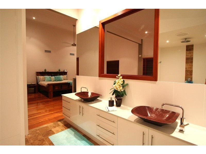 13 Molonglo Close, Reedy Creek QLD 4227