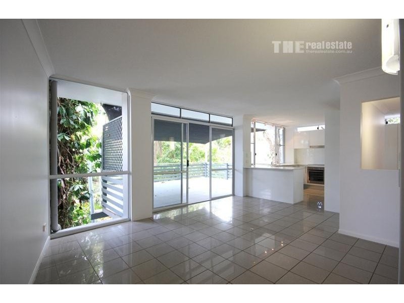 36 Woodgee Street, Currumbin QLD 4223