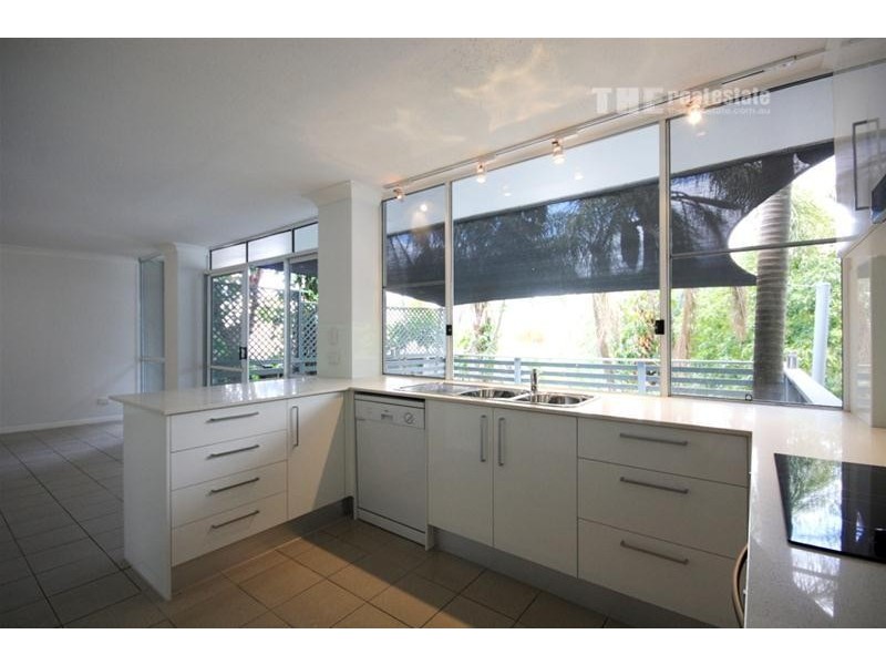 36 Woodgee Street, Currumbin QLD 4223