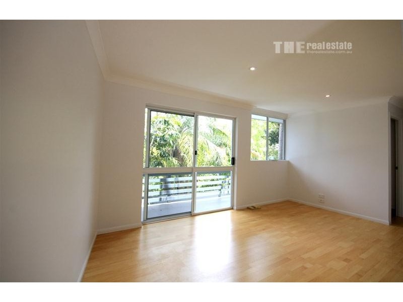 36 Woodgee Street, Currumbin QLD 4223